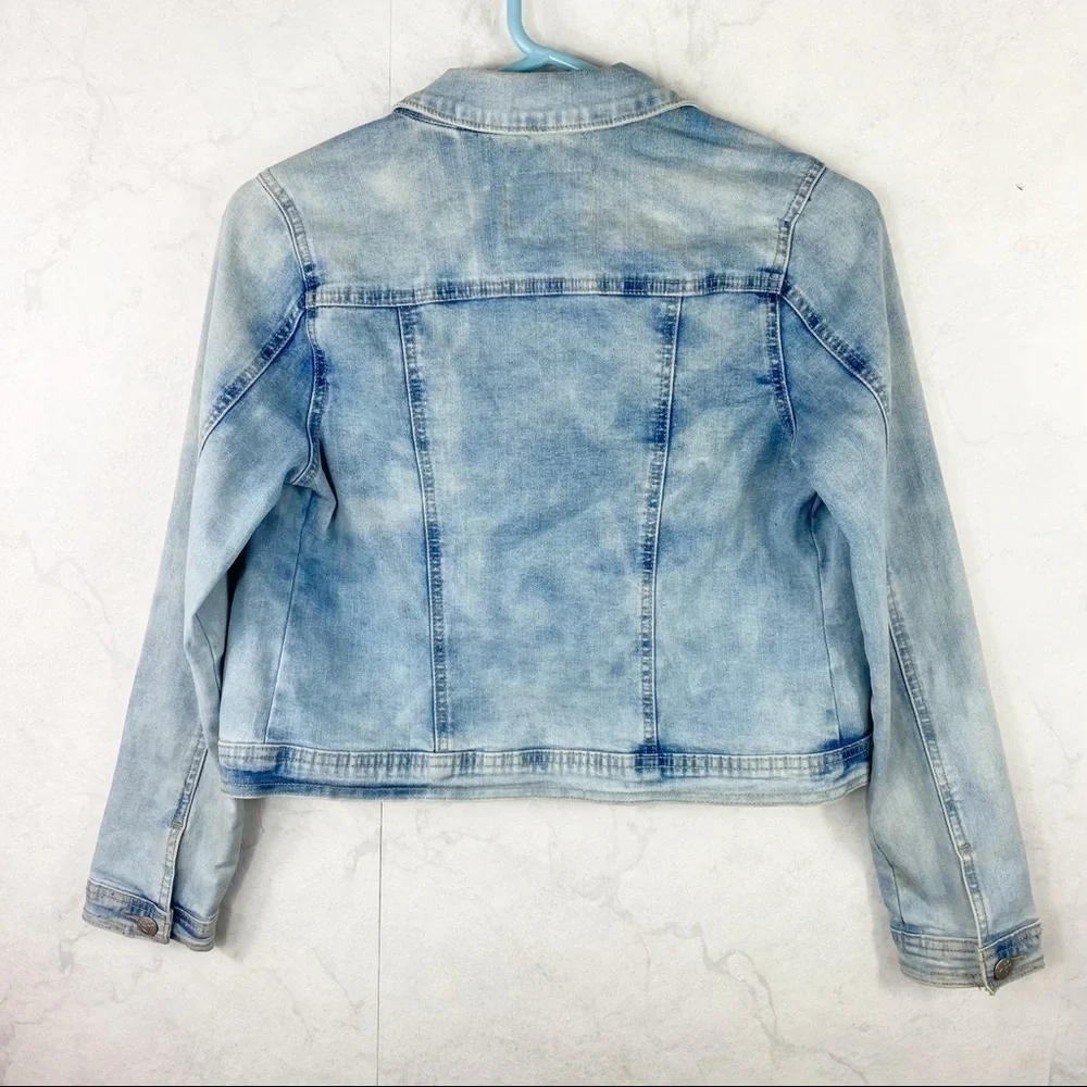 [Justice] Light Wash Embroidered Denim Jacket